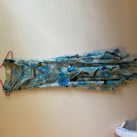 Sheer flower print fairy dress - Picture 3 of 6